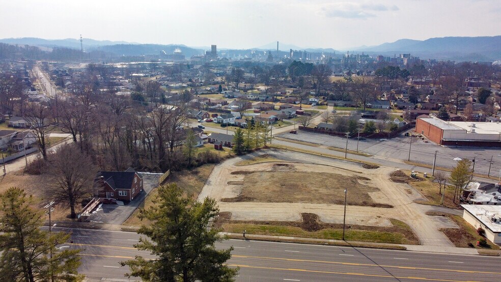 More Photos Of 2060 Fort Henry Dr, Kingsport Land For Lease
