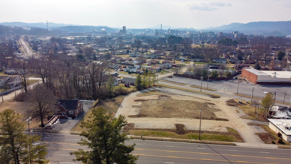 More Photos Of 2060 Fort Henry Dr, Kingsport Land For Sale