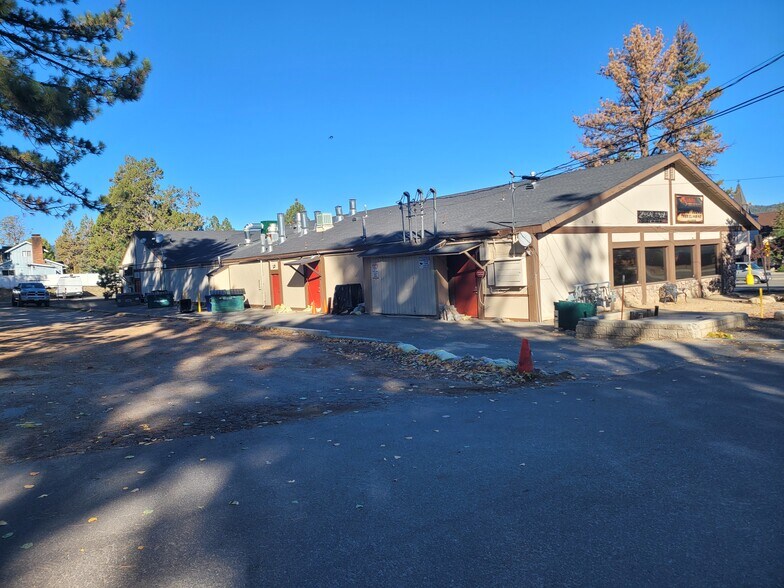 More Photos Of 40941 Big Bear Blvd, Big Bear Lake Freestanding For Sale