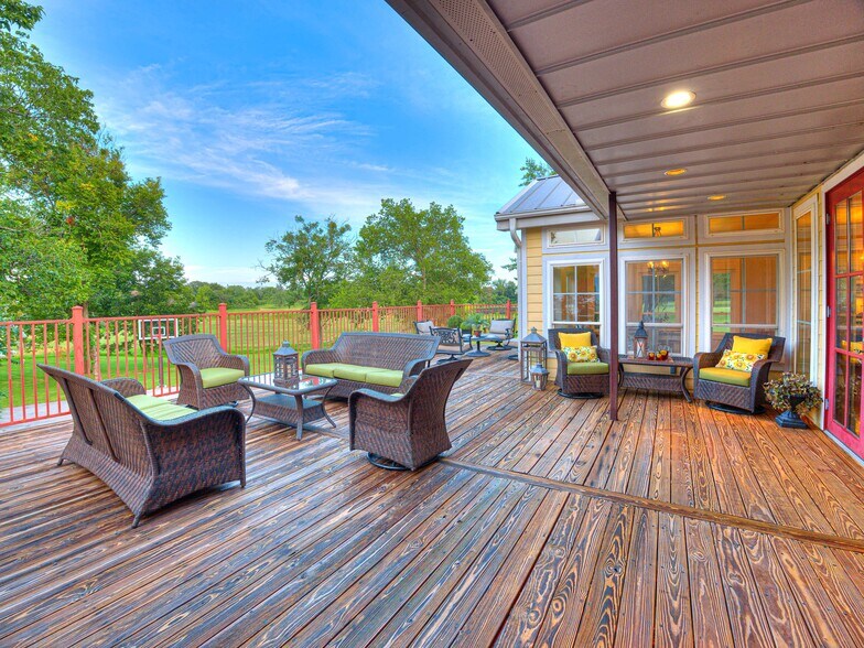 More Photos Of 18509 Brangus Rd, Shawnee Specialty For Sale