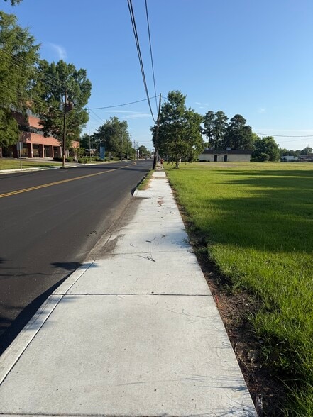 More Photos Of 527 S Main St, Mullins Land For Sale