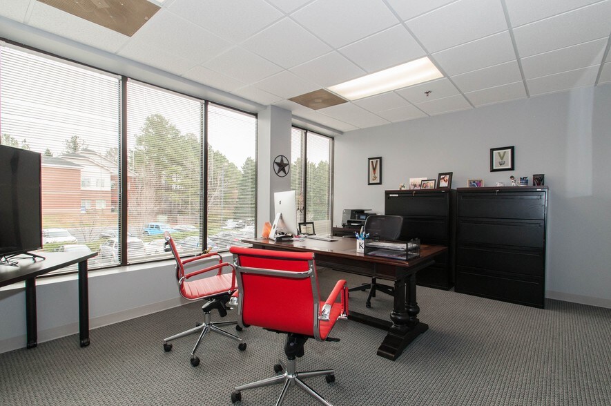 More Photos Of 7500 Six Forks Rd, Raleigh Office For Lease