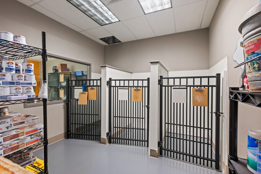 More Photos Of 12-28 McCandless Ave, Pittsburgh Light Distribution For Lease