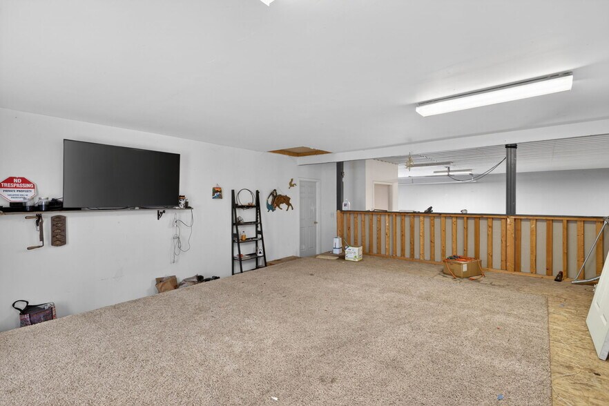 More Photos Of 8 State Route 31, Jordan Storefront Retail Office For Sale