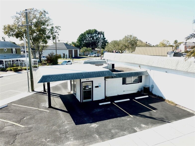 More Photos Of 212 Main St, Auburndale Flex For Sale