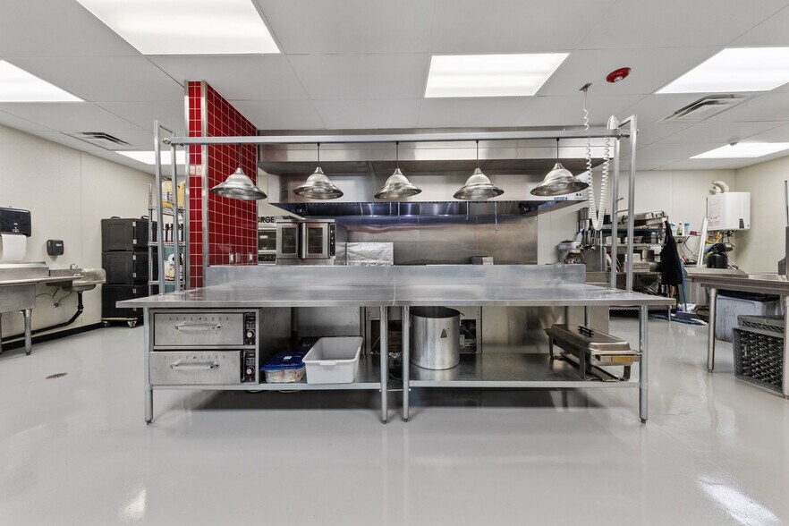 More Photos Of 553 California Ave, Boulder City Restaurant For Sale