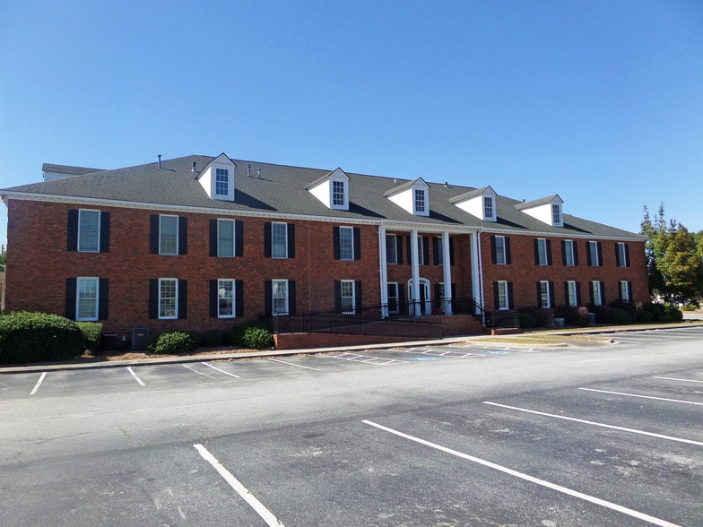 More Photos Of 7130 Hodgson Memorial Dr, Savannah Office For Lease