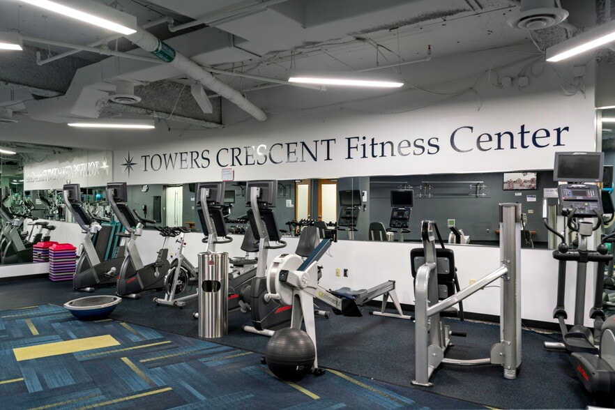 More Photos Of 8000 Towers Crescent Dr, Vienna Office For Lease