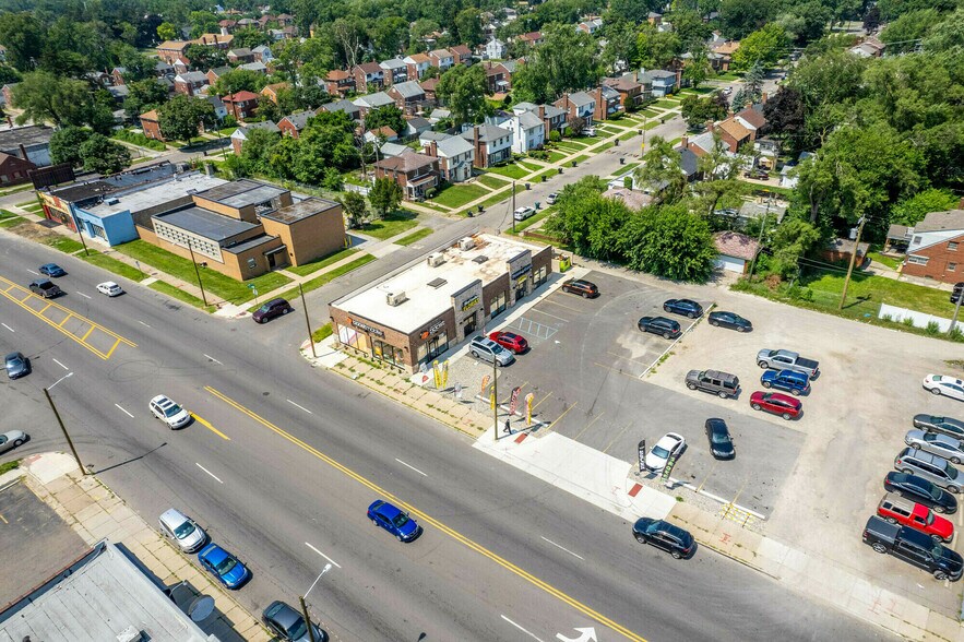 More Photos Of 12730 W 7 Mile Rd, Detroit Freestanding For Sale