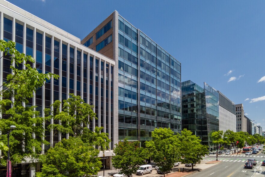 More Photos Of 2001 K St NW, Washington Office For Lease