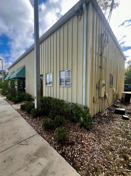 More Photos Of 2140 NW Reserve Park Trce, Port Saint Lucie Office For Sale