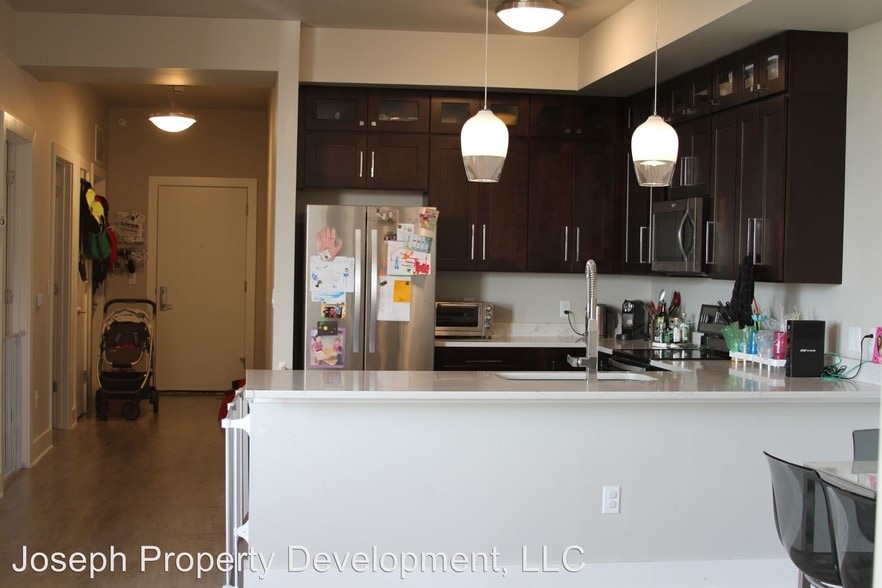 More Photos Of 4175 N Oakland Ave, Shorewood Multifamily For Sale