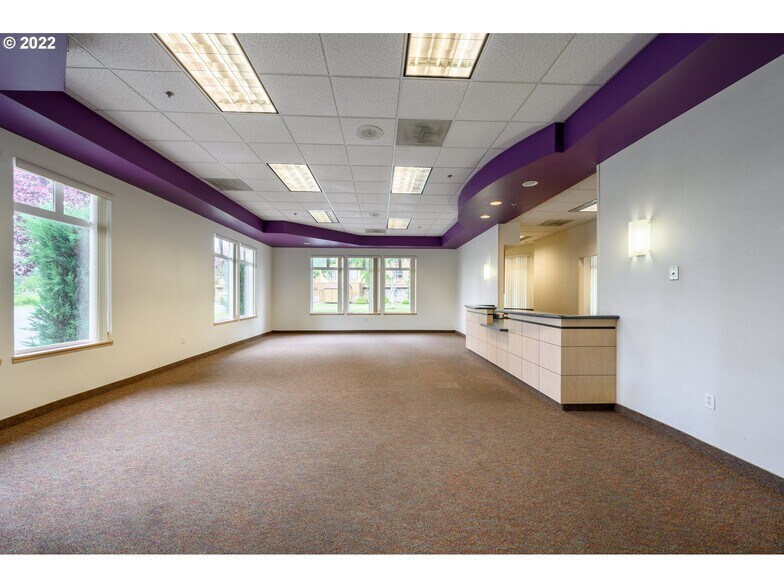 More Photos Of 375 SE Norton Ln, Mcminnville Medical For Lease