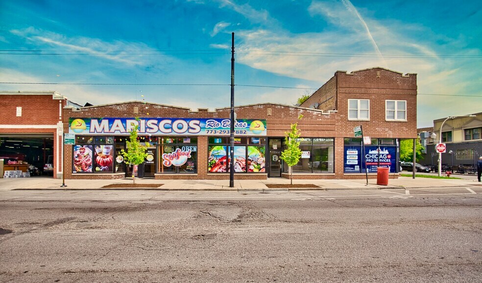 Primary Photo Of 3034-3040 W Montrose Ave, Chicago Apartments For Sale