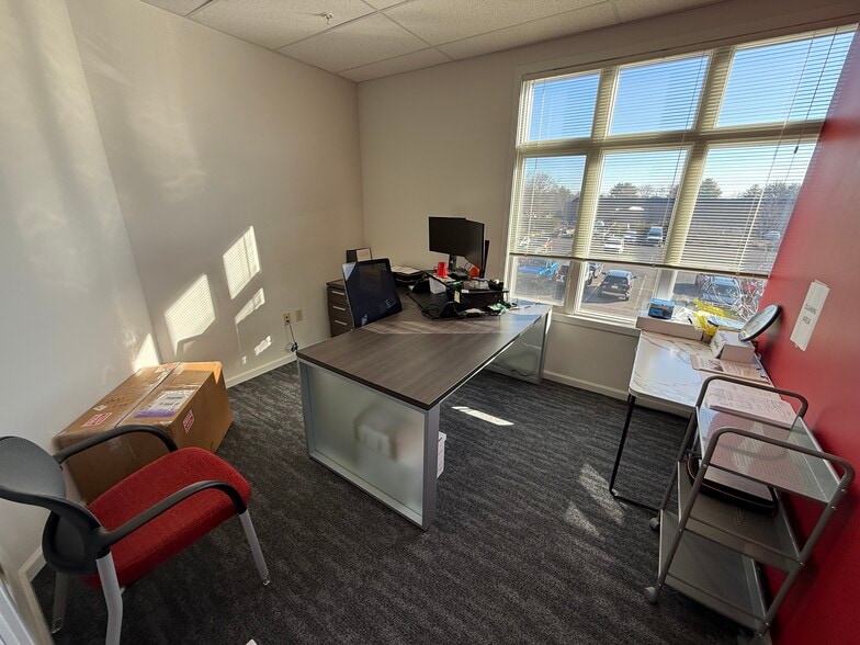 More Photos Of 642 Newtown Yardley Rd, Newtown Office For Lease