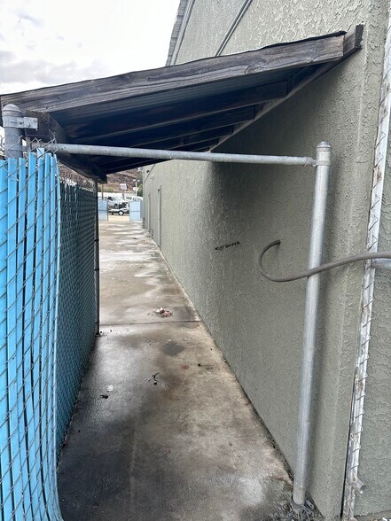 More Photos Of 11440 N Woodside Ave, Santee Service For Lease