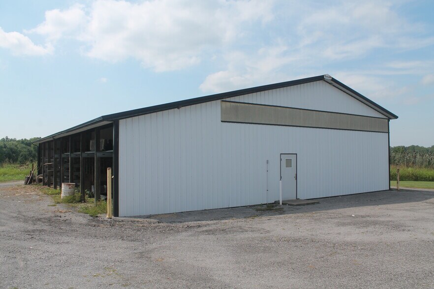More Photos Of 1300 N Reed Station Rd, Carbondale Industrial For Sale