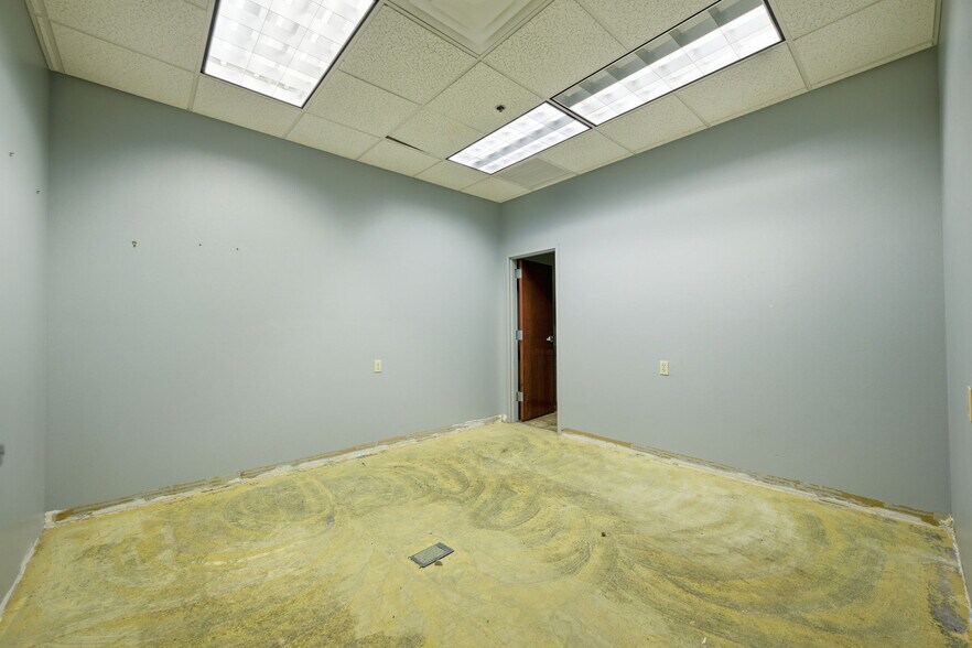 More Photos Of 433 SW 10th St, Ocala Medical For Sale