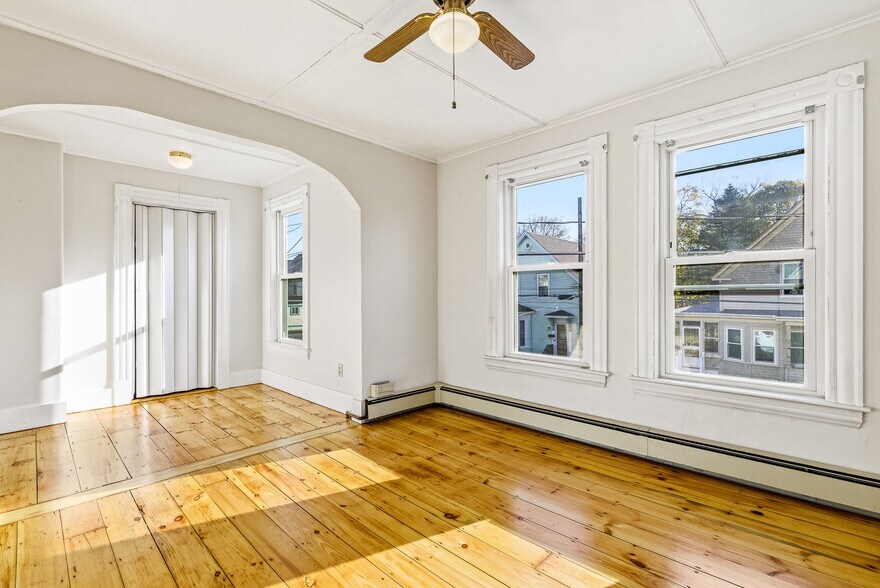 More Photos Of 51 Chestnut St, Rochester Apartments For Sale