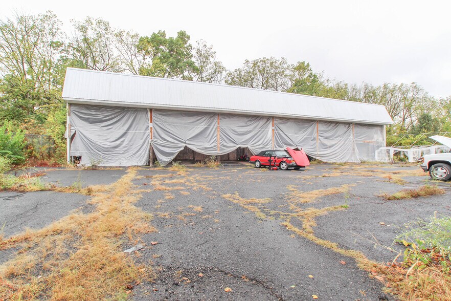 More Photos Of 313 Big Rd, Zieglerville Flex For Sale