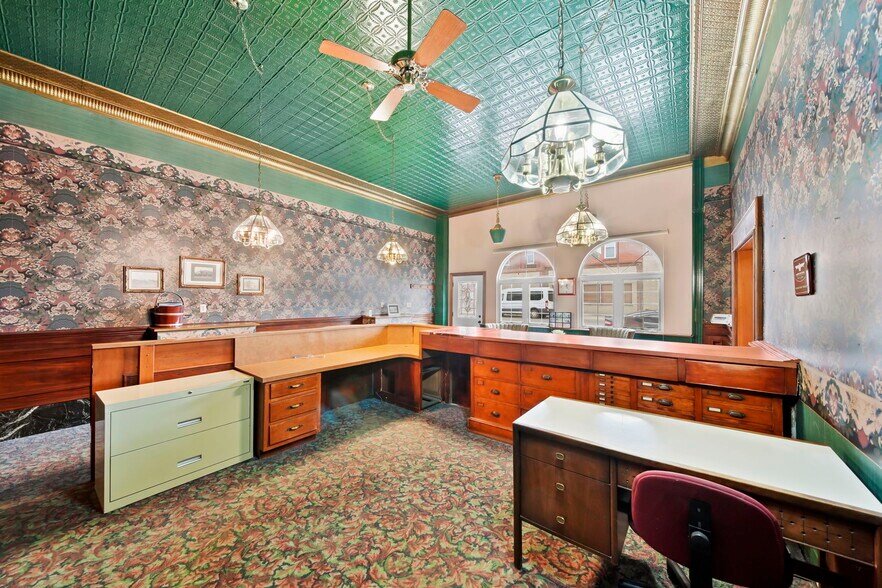 More Photos Of 104 Main St, Waldron Office Residential For Sale