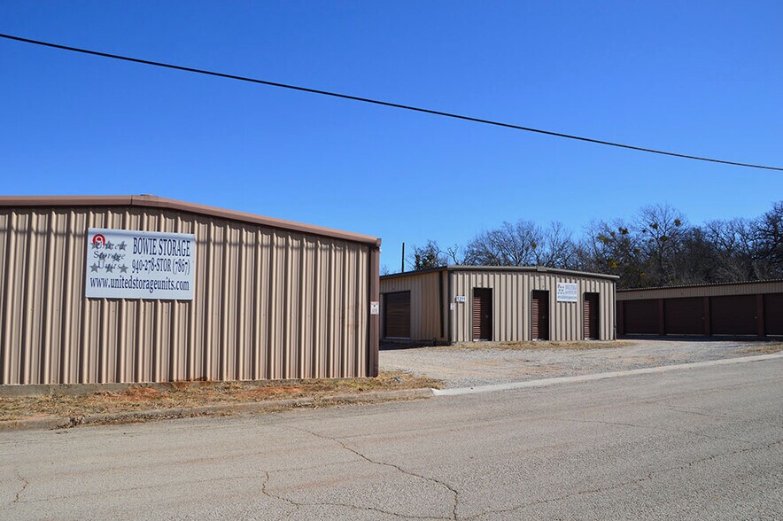 Primary Photo Of , Bowie Specialty For Sale