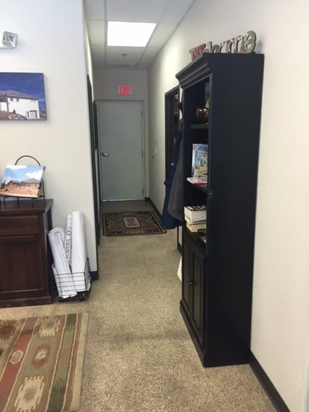 More Photos Of 2626 Stearman Rd, Prescott Warehouse For Lease
