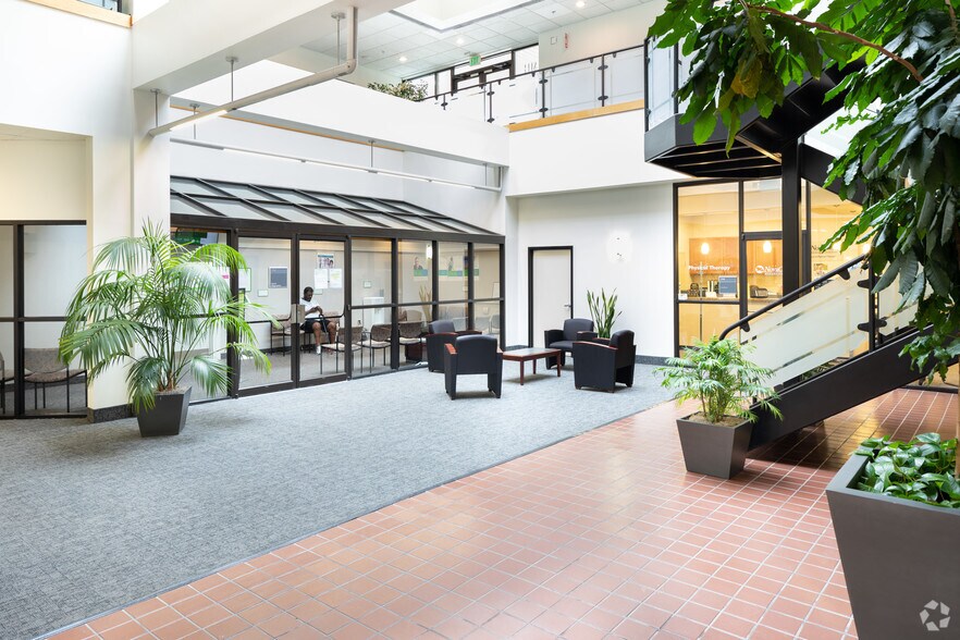 More Photos Of 8114 Sandpiper Cir, Nottingham Medical For Lease