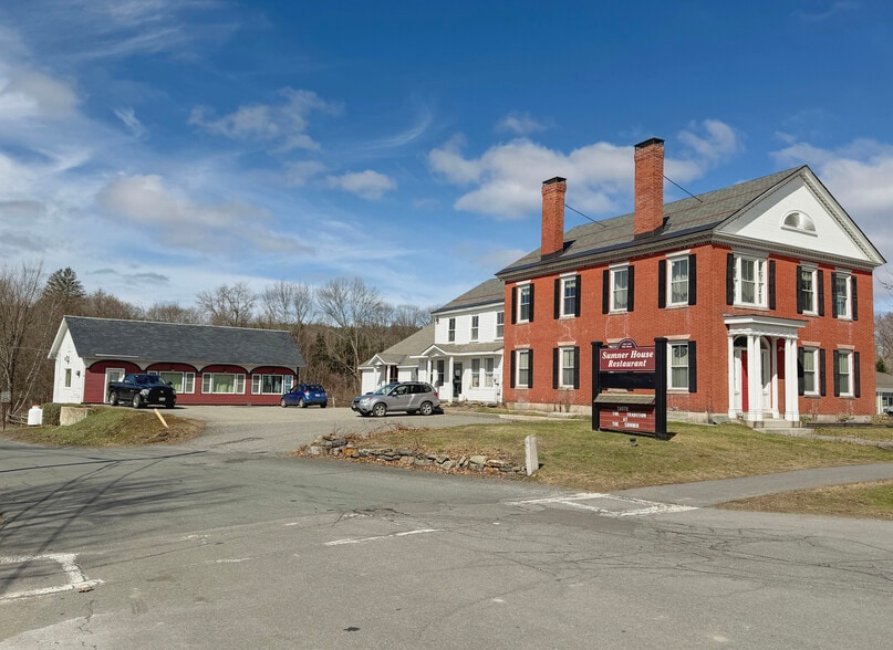Primary Photo Of 122 Main St, Charlestown Restaurant For Sale