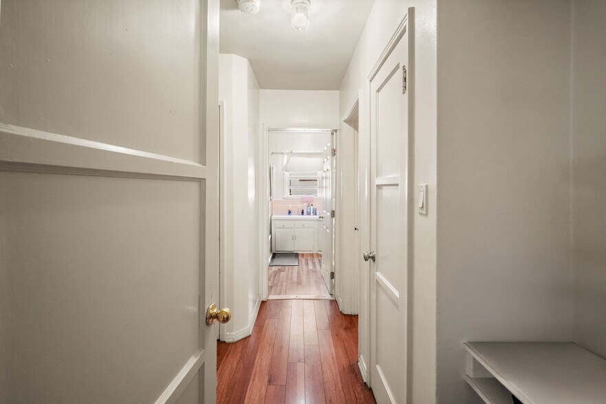 More Photos Of 1200-1210 N Kenmore Ave, Los Angeles Apartments For Sale