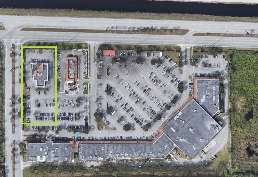 More Photos Of 14690 SW 8th St, Miami Bank For Lease