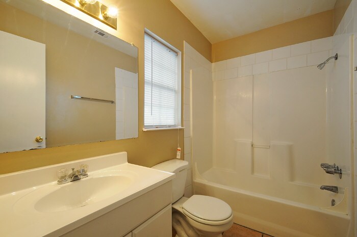 More Photos Of 2841 San Gabriel St, Austin Specialty For Sale