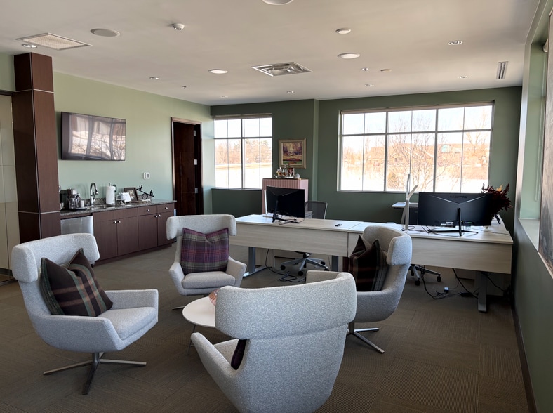 More Photos Of 4020 E Beltline Ave NE, Grand Rapids Medical For Sale