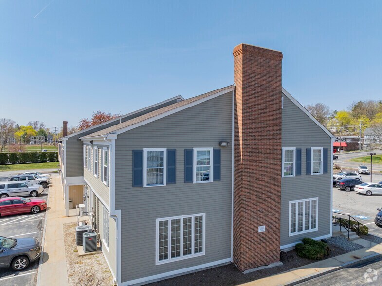 More Photos Of 130 Main St, Salem Office For Lease