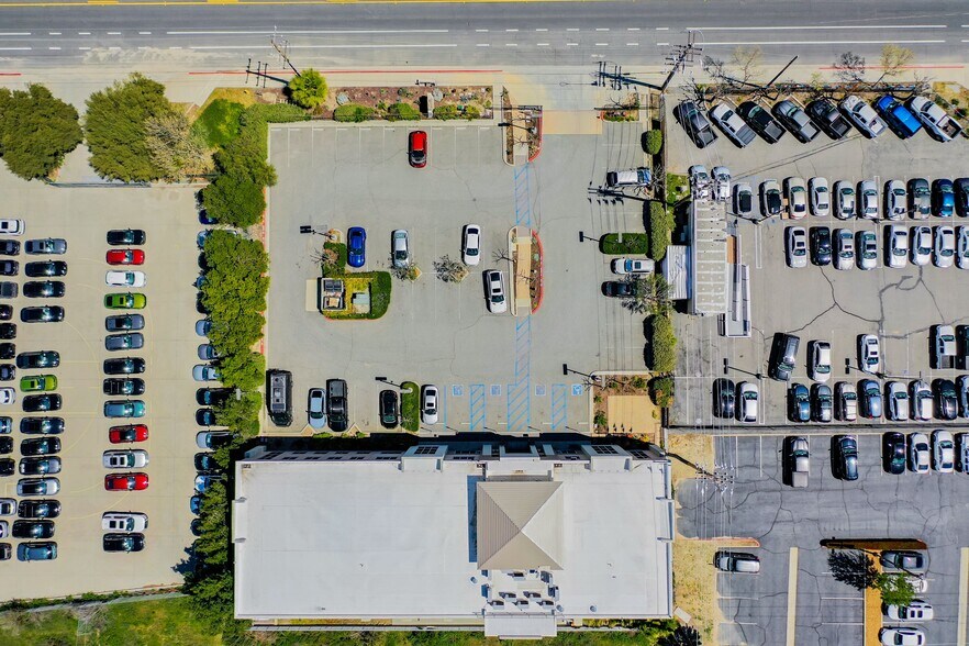 More Photos Of 28975 Front St, Temecula Medical For Sale