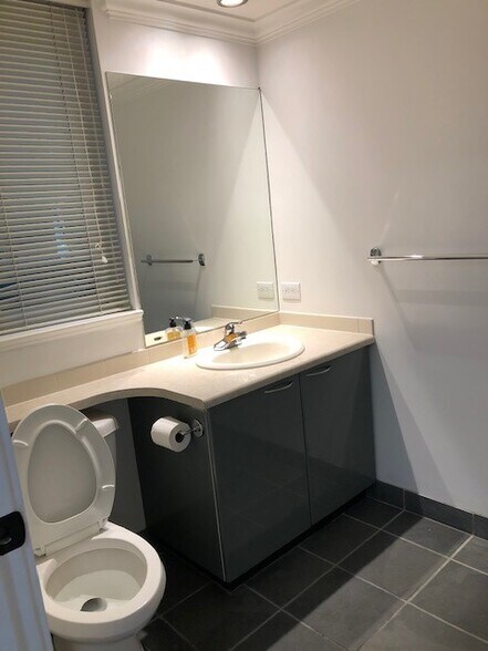 More Photos Of 1060 Hornby St, Vancouver Multifamily For Sale