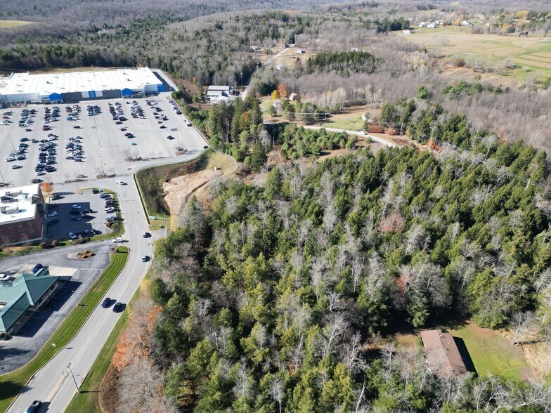More Photos Of 1098 Million Dollar Hwy, Saint Marys Land For Sale