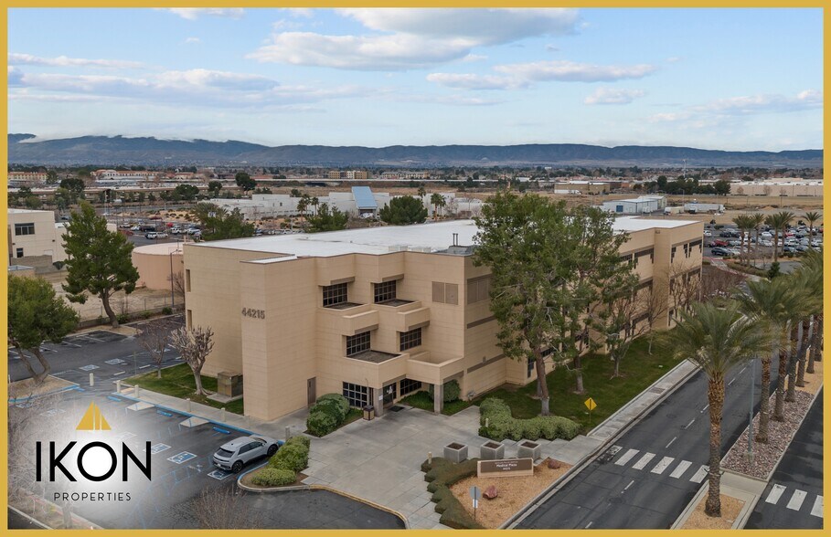 More Photos Of 44215 15th St W, Lancaster Medical For Lease