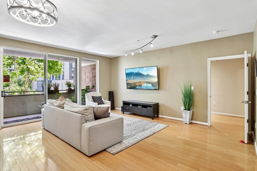 More Photos Of 46 W Julian St, San Jose Apartments For Sale