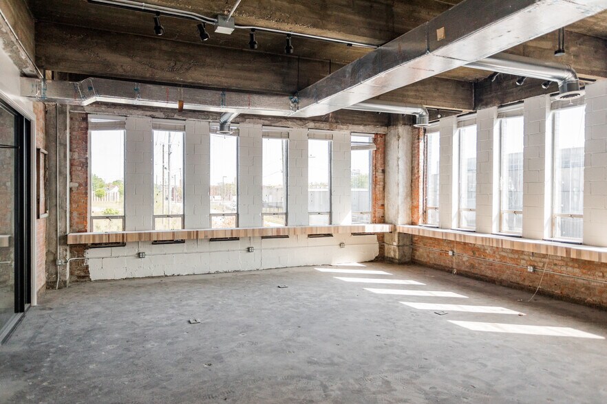 More Photos Of 1401-1413 Vermont St, Detroit Loft Creative Space For Lease