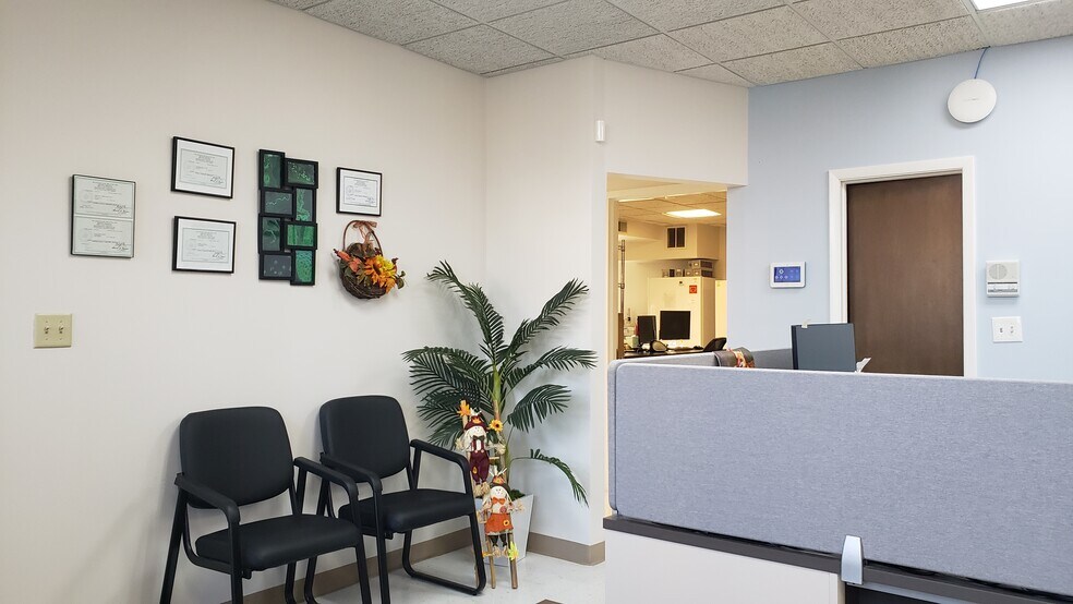 More Photos Of 3580 Harlem Rd, Cheektowaga Medical For Lease