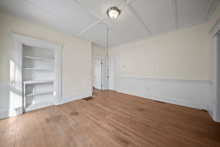 More Photos Of 605 Hall St, Manchester Multifamily For Sale