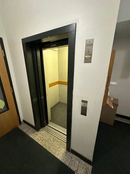 More Photos Of 875 Main St, Cambridge Office For Lease