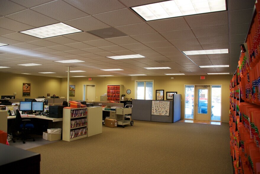More Photos Of 1001 Water St, Kerrville Office For Sale