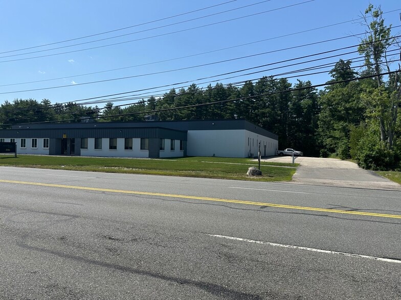 More Photos Of 12 Continental Blvd, Merrimack Distribution For Sale