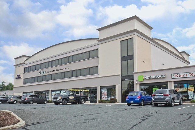 More Photos Of 98 Lower Westfield Rd, Holyoke Office For Sale