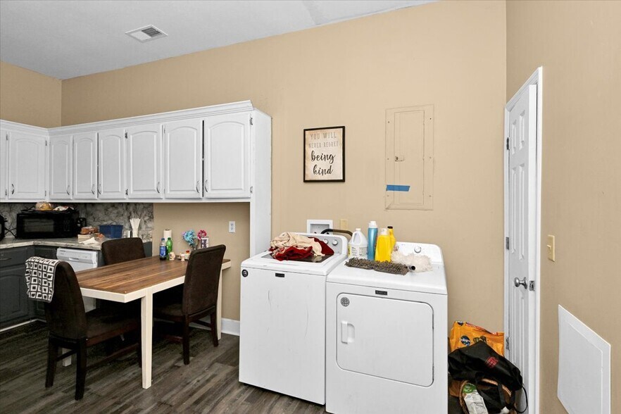 More Photos Of 61 AL Highway 69 N, Cullman Flex For Sale