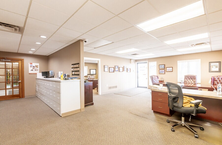 More Photos Of 1034 Story Ave, Louisville Light Manufacturing For Lease