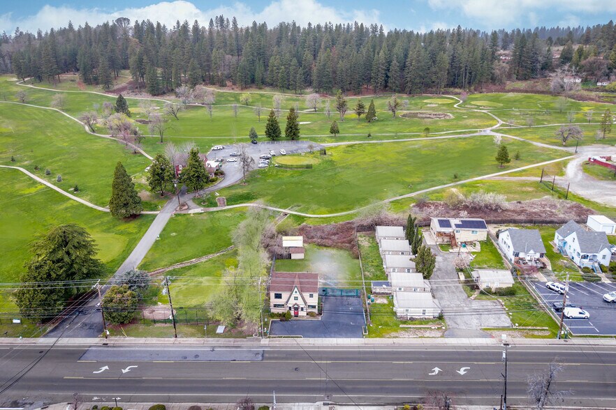 More Photos Of 1072 E Main St, Grass Valley Office For Sale