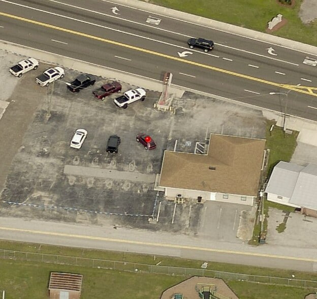 More Photos Of 2005 W Baker St, Plant City Office For Sale